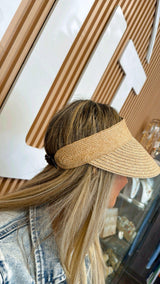 1047 Visor hat with belt