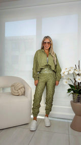 1975 Leopard print bubble jacket and jogger set Kiut