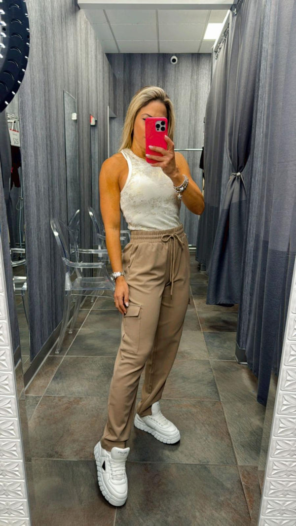 8372 Crepe cargo pants with drawstring
