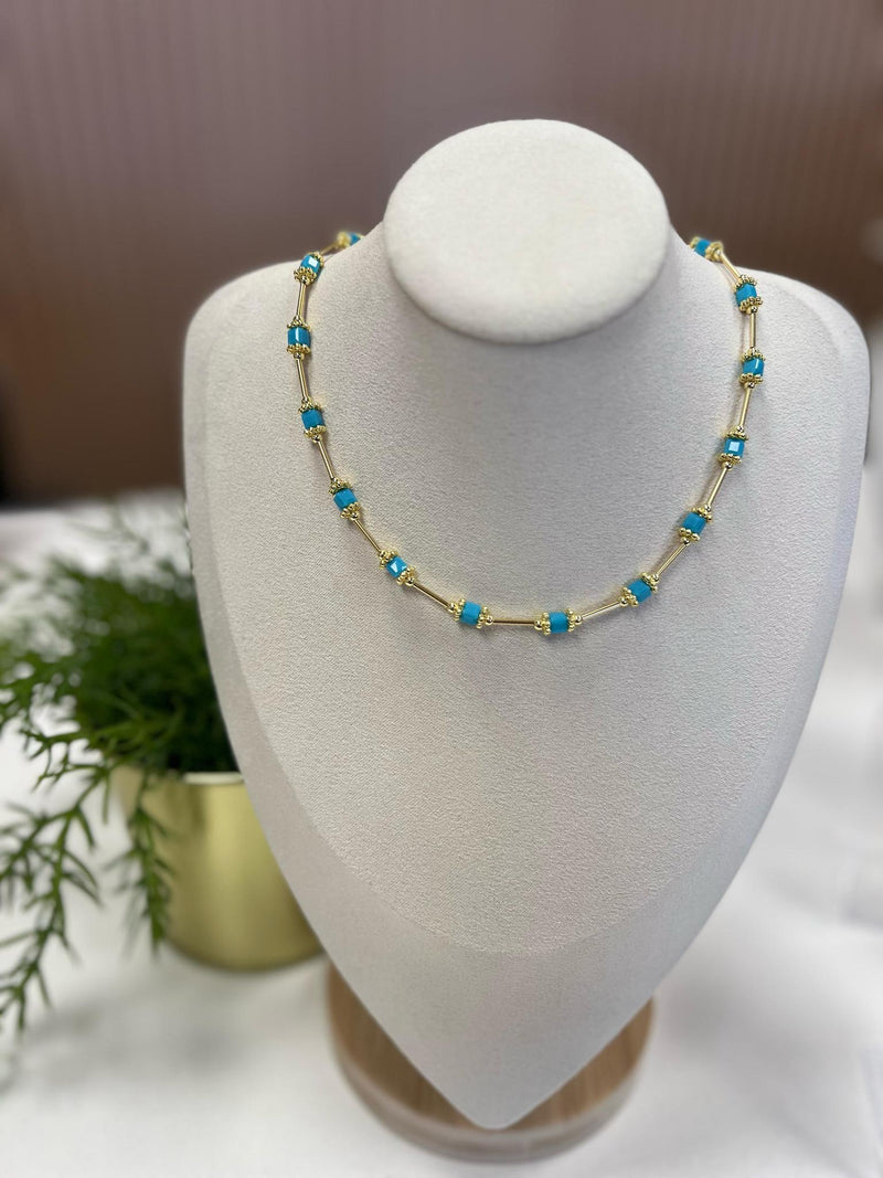 C2002 Turquoise Chocker