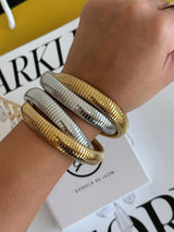 DL02 Interlaced bracelet