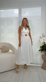 1924 Solid midi dress with V-neckline