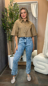 8012 Short sleeve button up shirt