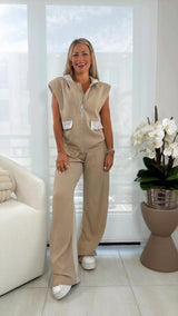 9012 Sleeveless hoodie top and pants set