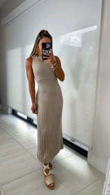 0740 Long knitted dress