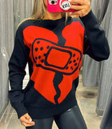 1023 Broken heart sweater