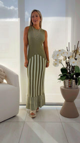 1033 Two tone striped knit dress