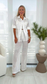 5026 Eyelet blouse and pants set