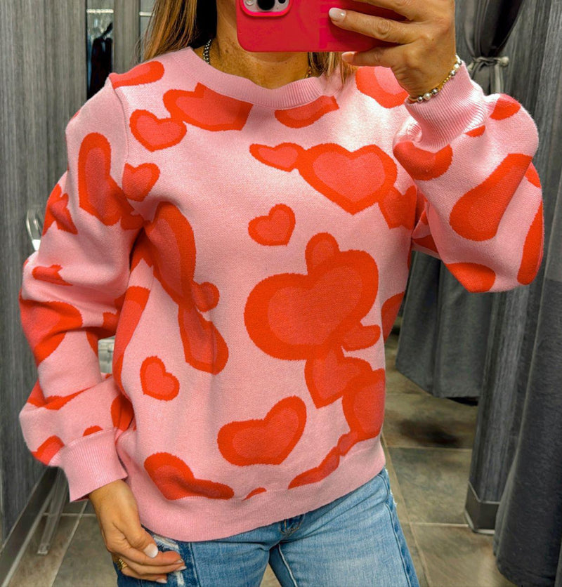 4039 Abstract hearts crew neck sweater