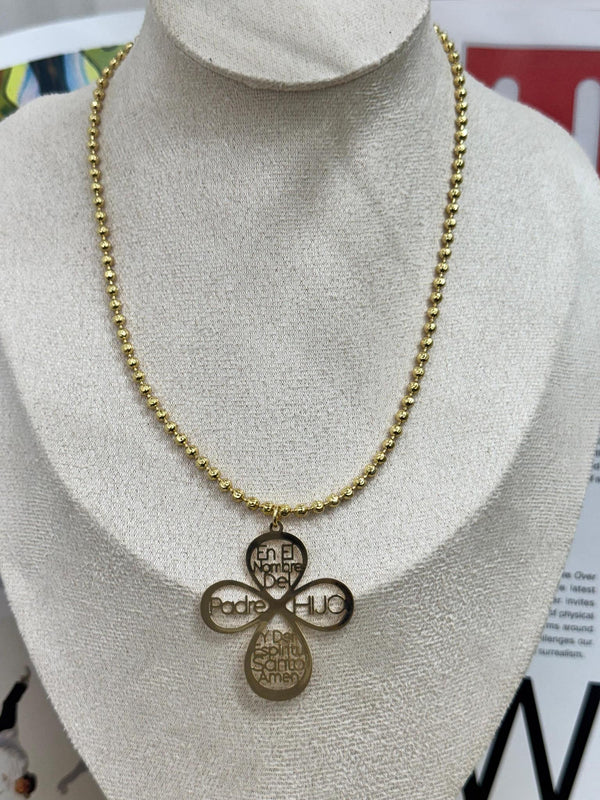 DL105 En el nombre del padre necklace