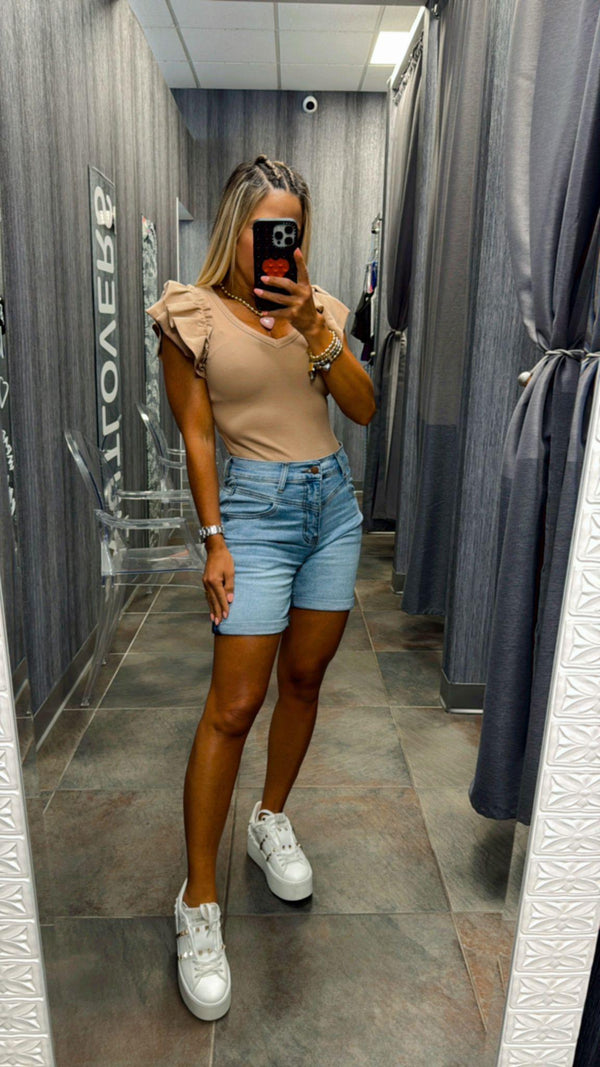 1707 Stretch denim mom short