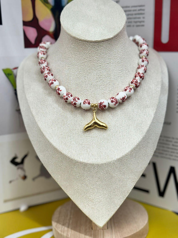 DL67 Mermaid red choker
