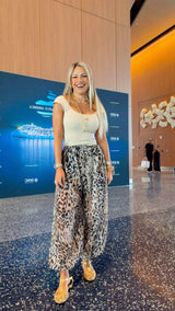 9002 Leopard print jogger pants