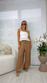 4189 Crochet top