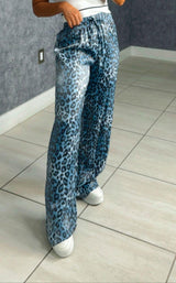 1243 Satin leopard loose fit pants