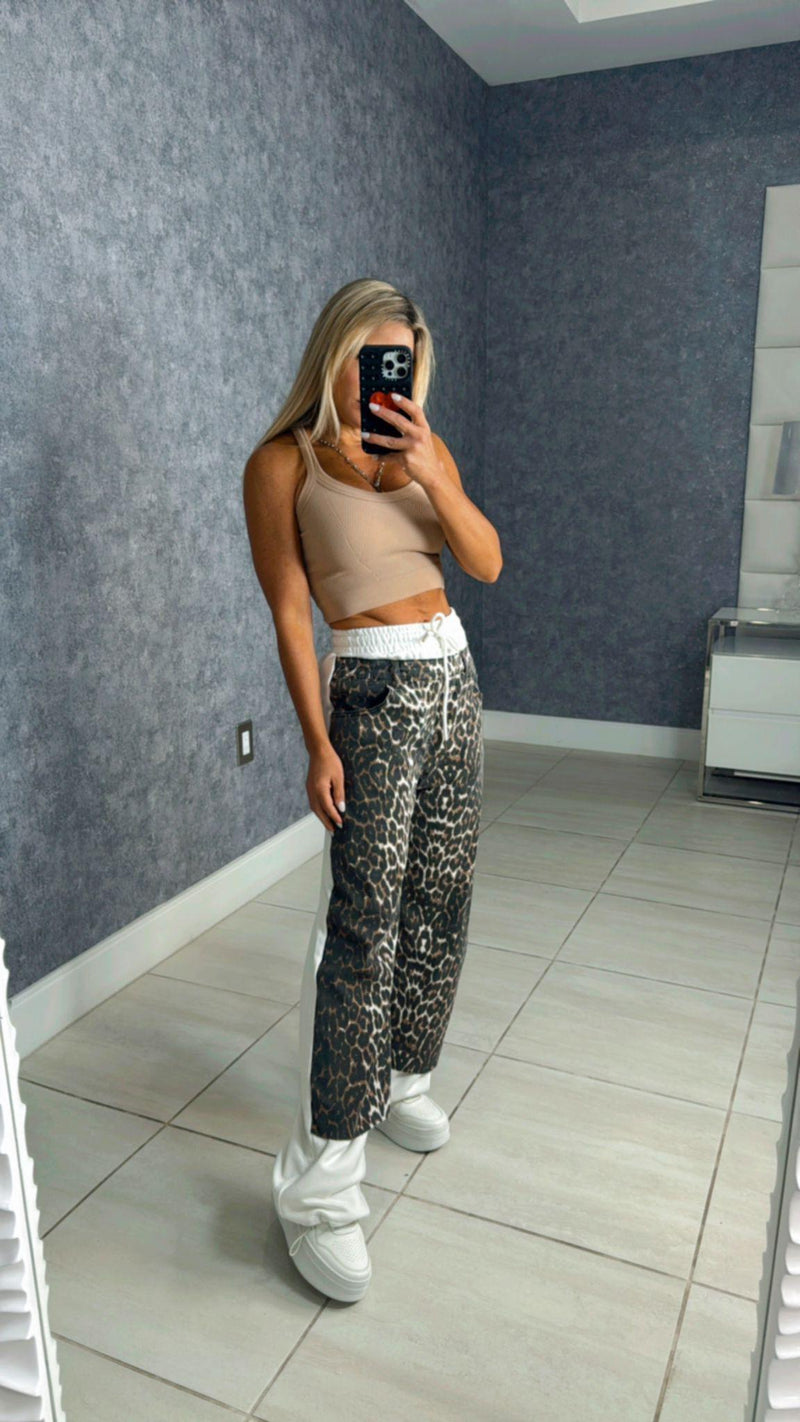 5077 Half leopard print sweat pants