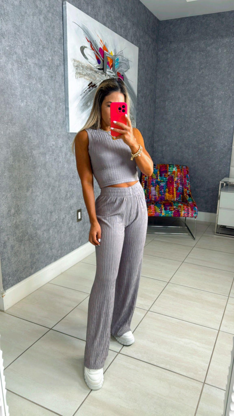 IS1S Crinkle textured top and pant set