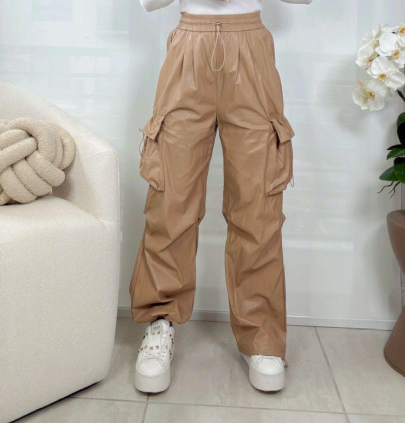 4105 Faux leather cargo pants