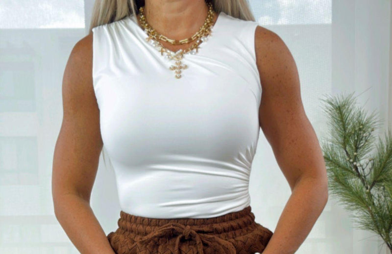 2434 Rushed detail sleeveless bodysuit