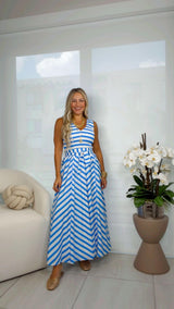 3684 Stripe V-neck midi dress