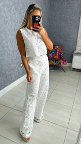 2789 Lace top and pants set