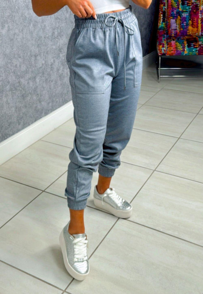 5036 Jogger with patch pockets