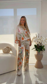 6399 Printed satin top and pants set