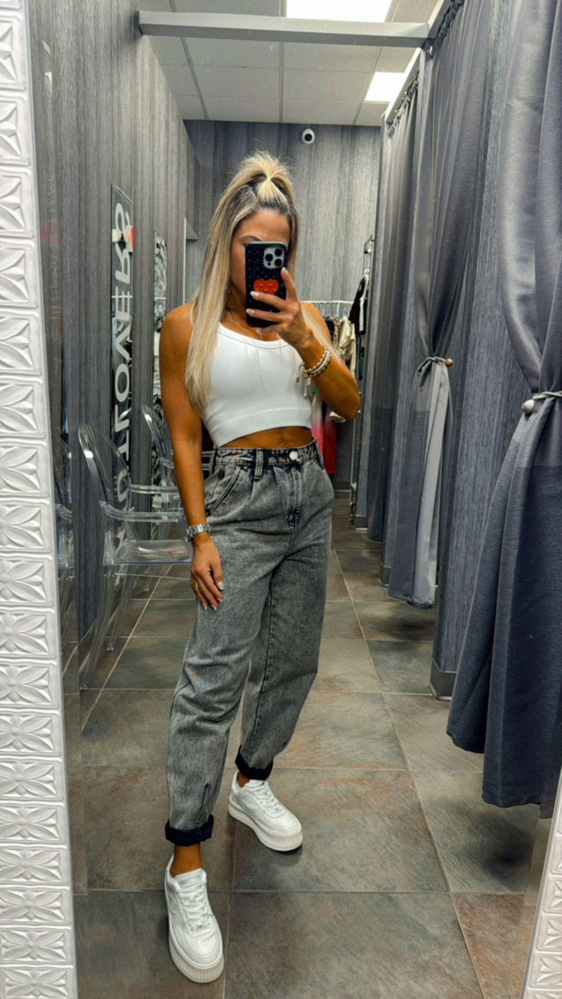 9976 Acid wash pleated mom jeans cuffed