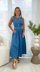 1535 Open back denim midi dress