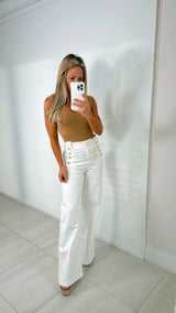 1436 High rise gold buttons pants