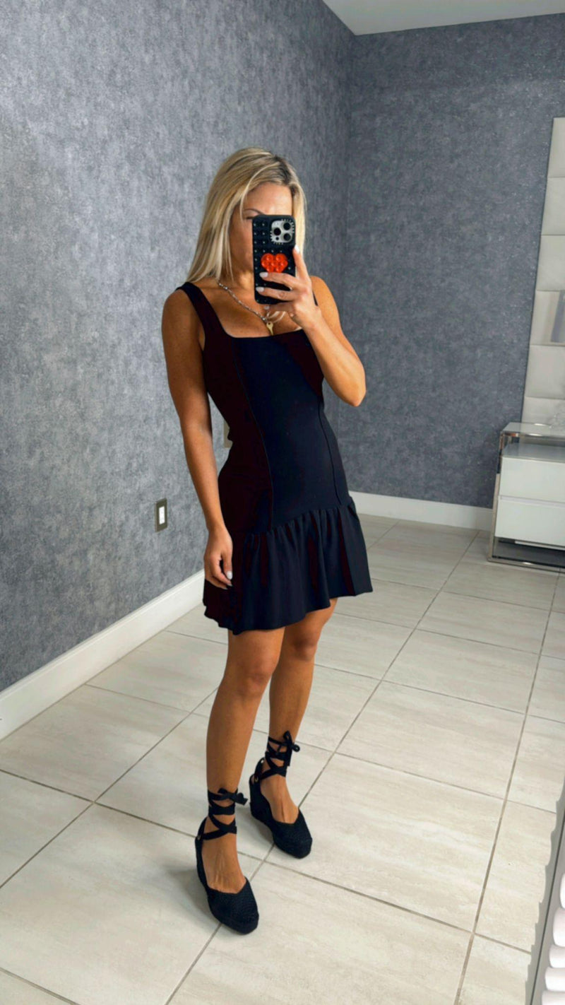 8194 Sleeveless mini dress