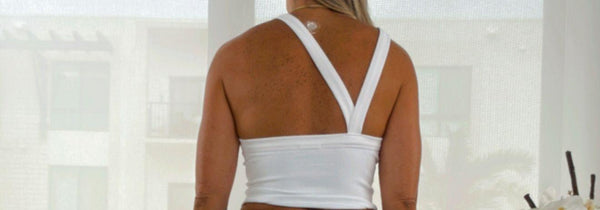519 Ribbed open back round neck top