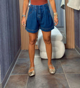 1445 Denim short with front closure