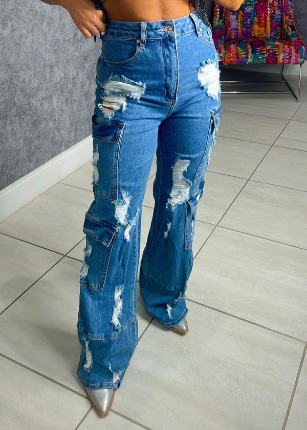 0095 Distressed denim cargo jeans