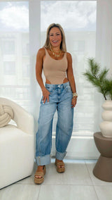 9683 Mid waisted barrel leg denim pants
