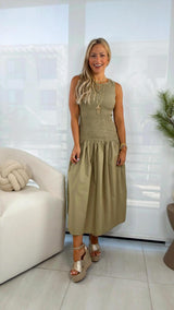 6789 Smocked top woven midi dress