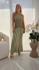 1033 Two tone striped knit dress