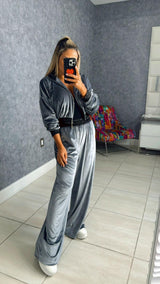 9917 Velour jacket and pants set