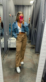 7042 High rise cargo pocket wide pants