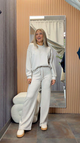 3466 Round neck sweater and pants set