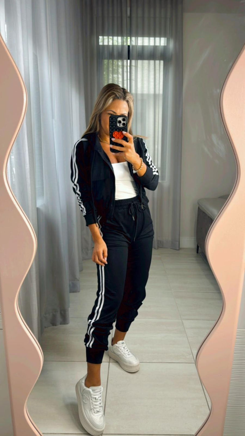 2727 Zipper hoodie and detail pants set