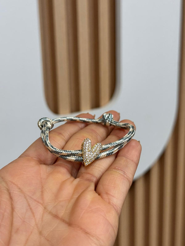 DL54 Adjustable cord bracelet