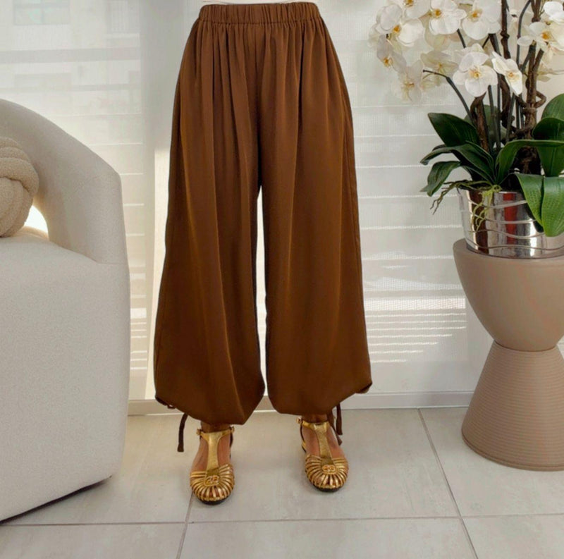 2763 Elastic waist satin harem pants