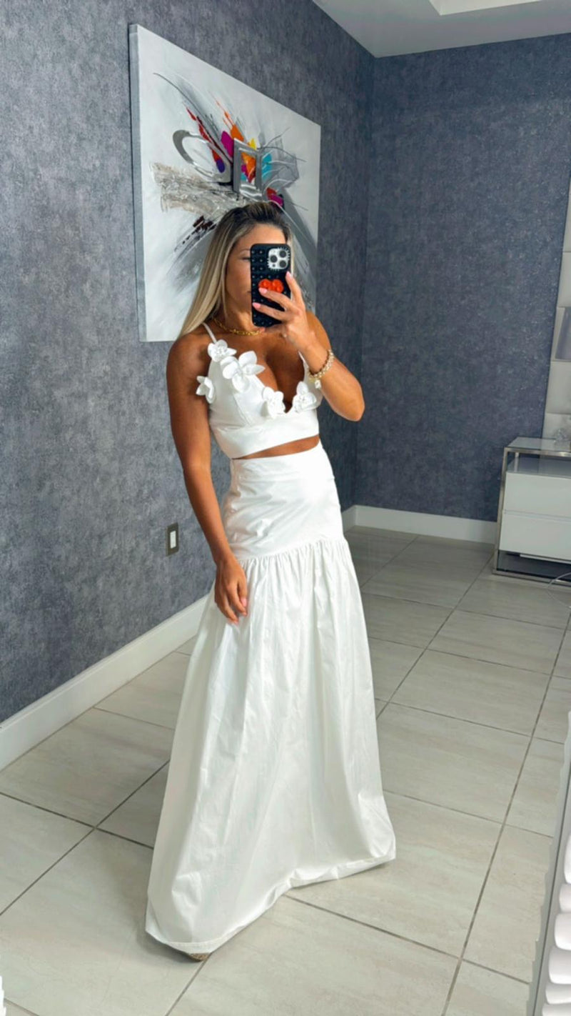 5088 Flower top and maxi skirt set