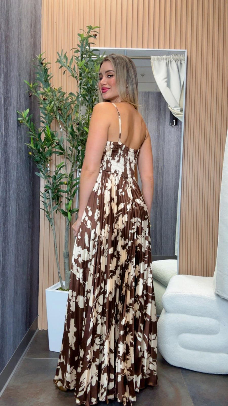 0427 Pleat detailing maxi dress