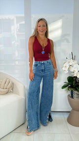 L064 V-neck ribbed top