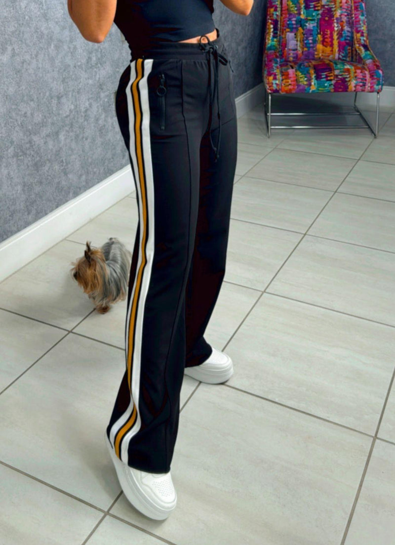 9566 Knit crepe athletic side stripe pants