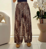 9009 Leopard print jogger pants