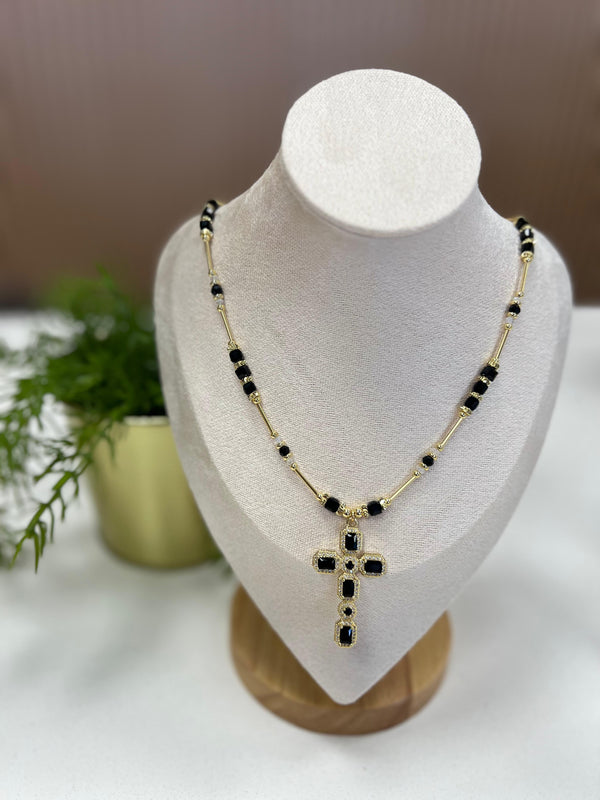N1032 Hanoy cross black