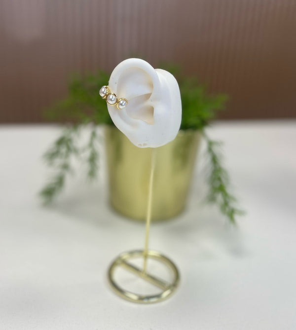 E8006 Pearl earcuff